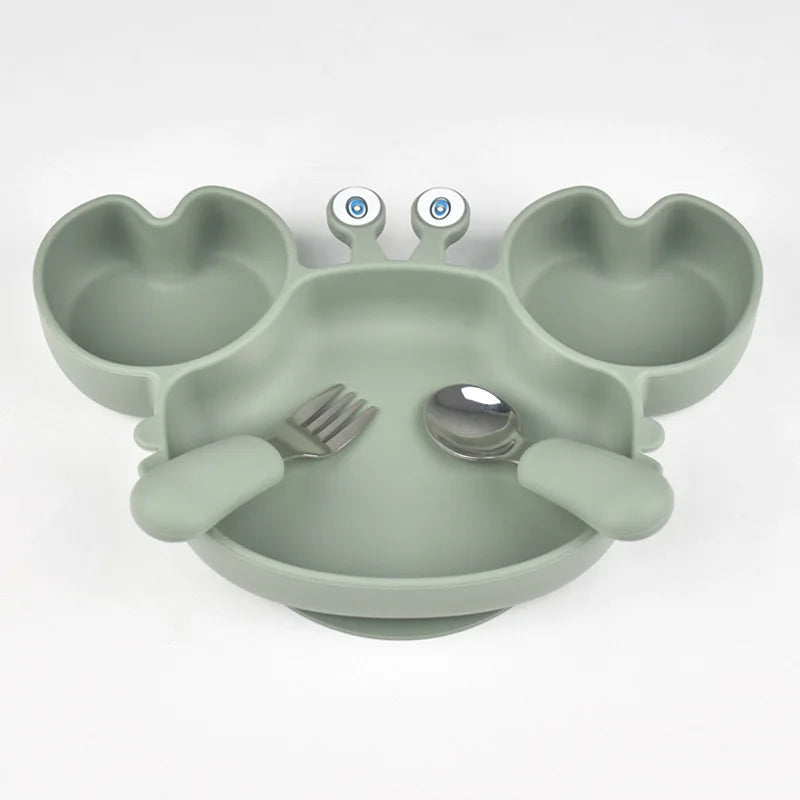 THREE-PIECE CRAB DISHES