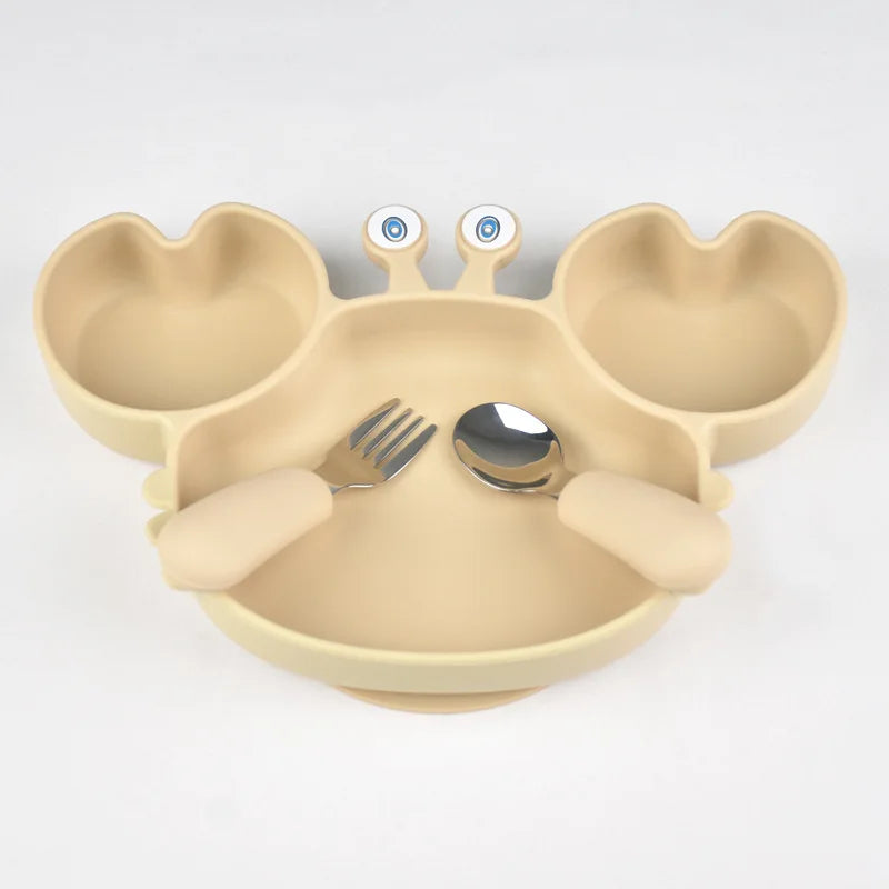 THREE-PIECE CRAB DISHES